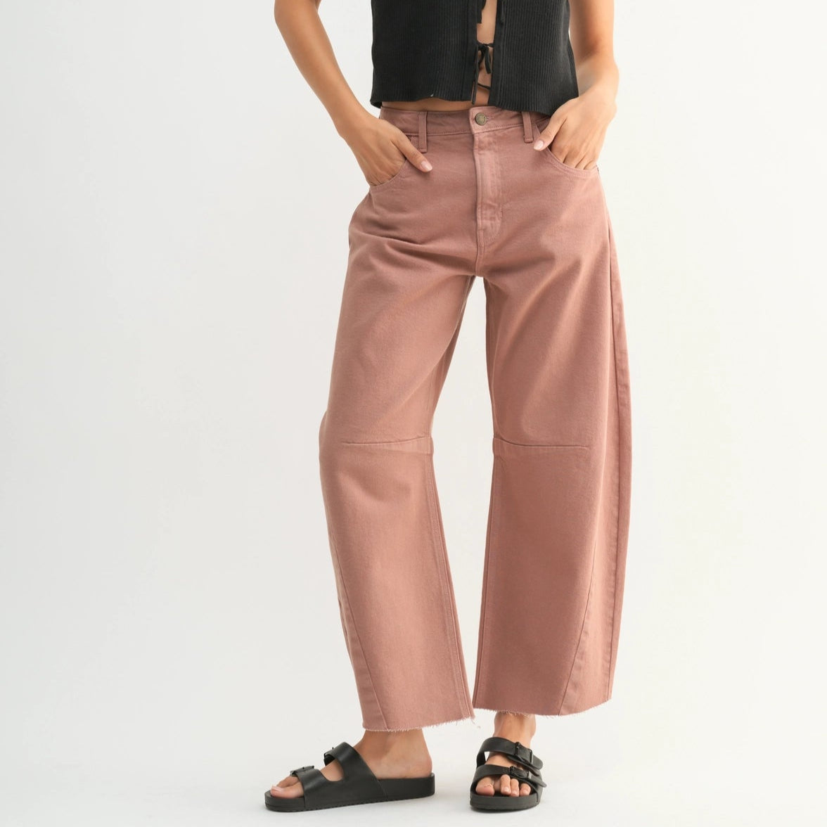 Barrel Jeans with Raw Edge - Clay