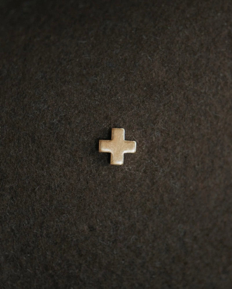 Aid Hat Pin