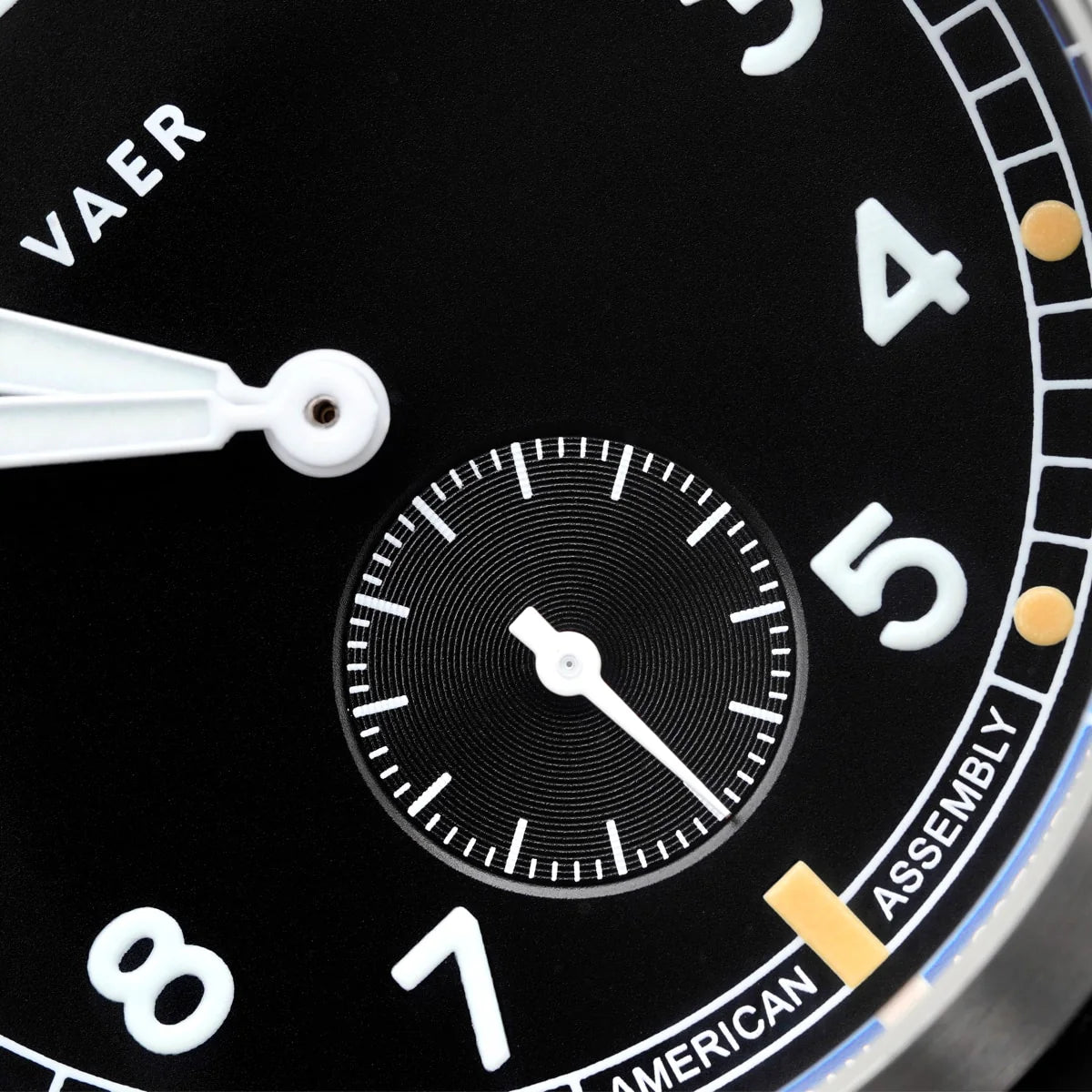 VAER Watch C5 Dirty Dozen - 40mm Ameriquartz