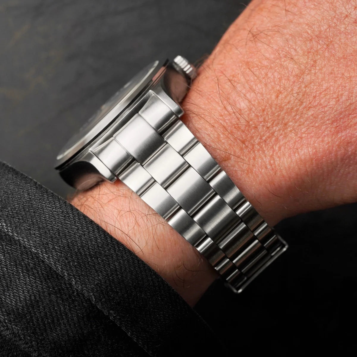 VAER Watch C5 Dirty Dozen - 40mm Ameriquartz