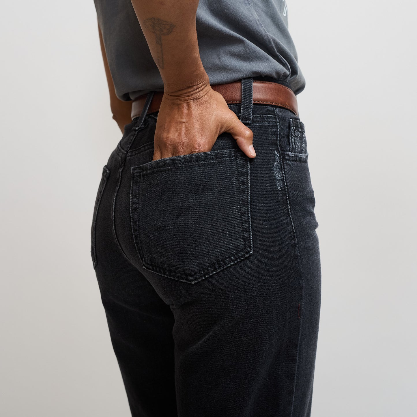 Relaxed Straight Jeans - Black