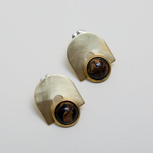 Bali Studs Earrings - Obsidian