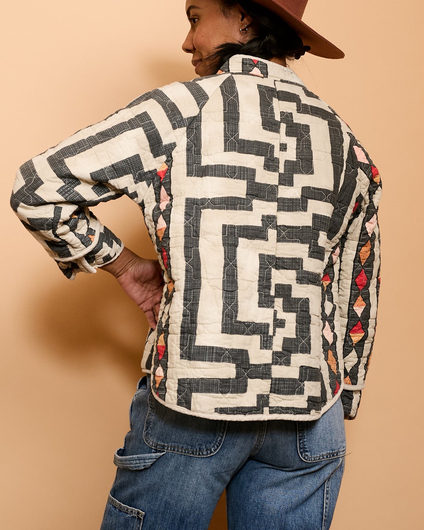 Hypnotic Short Robe