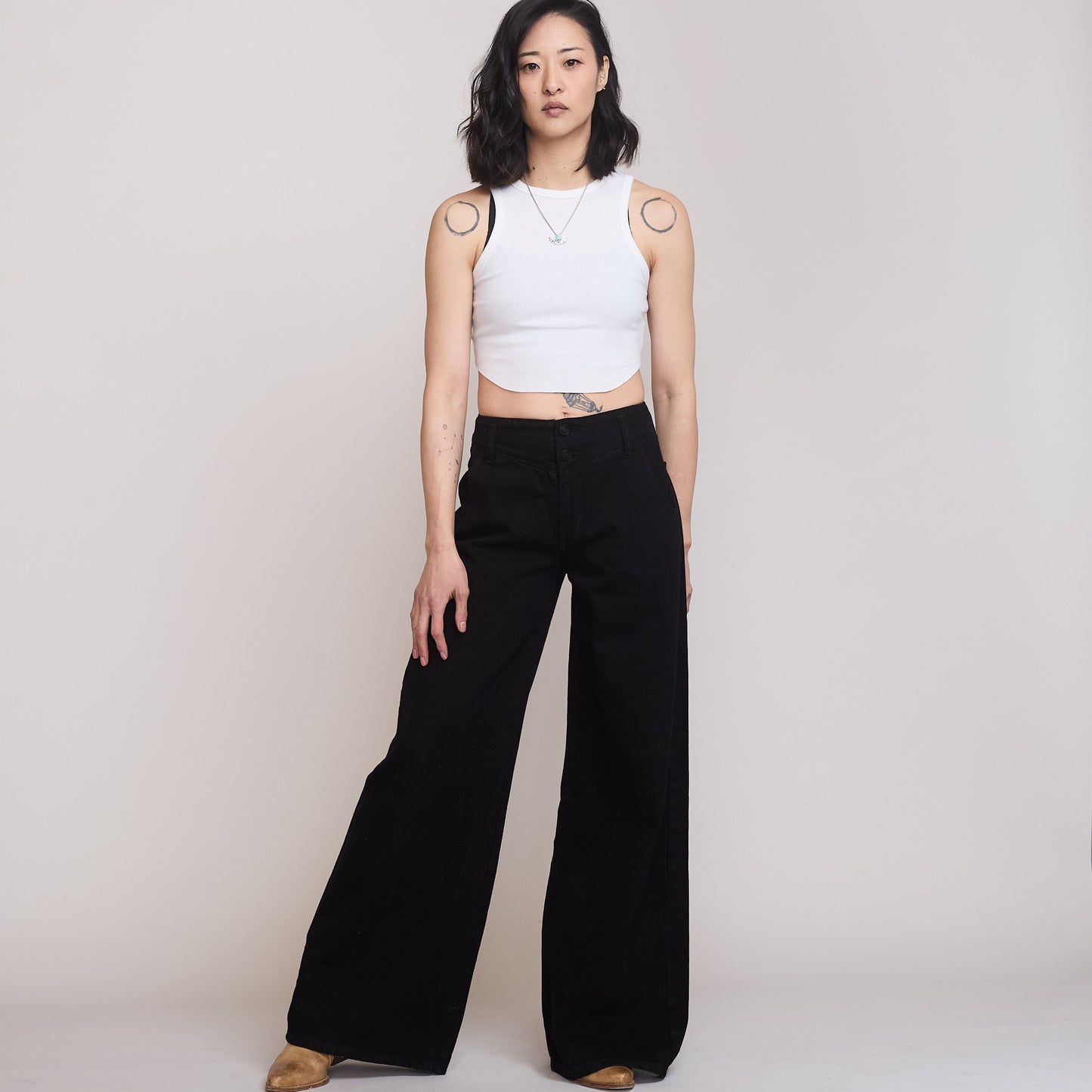 Athena Wide Leg Jeans - Hackney