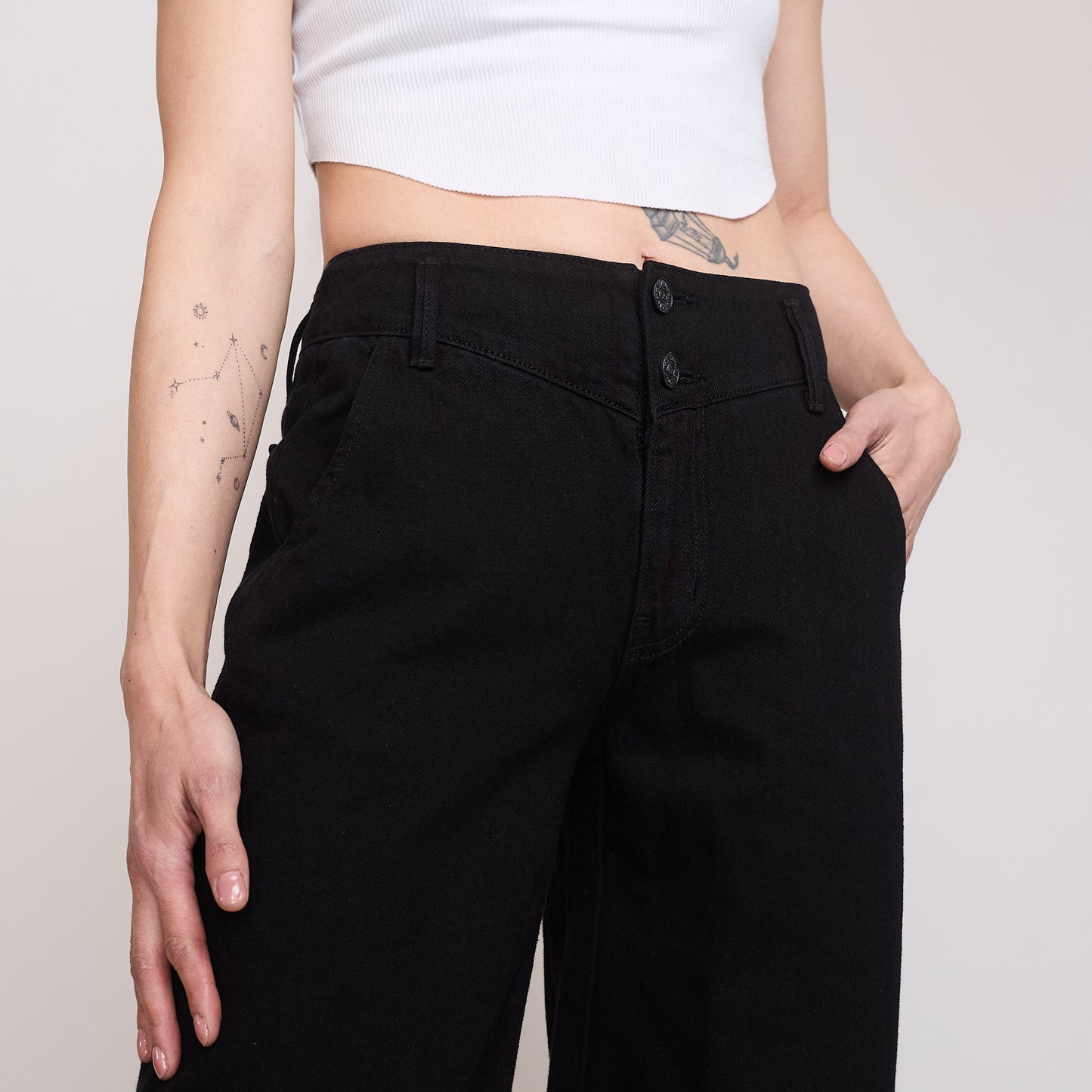 Athena Wide Leg Jeans - Hackney