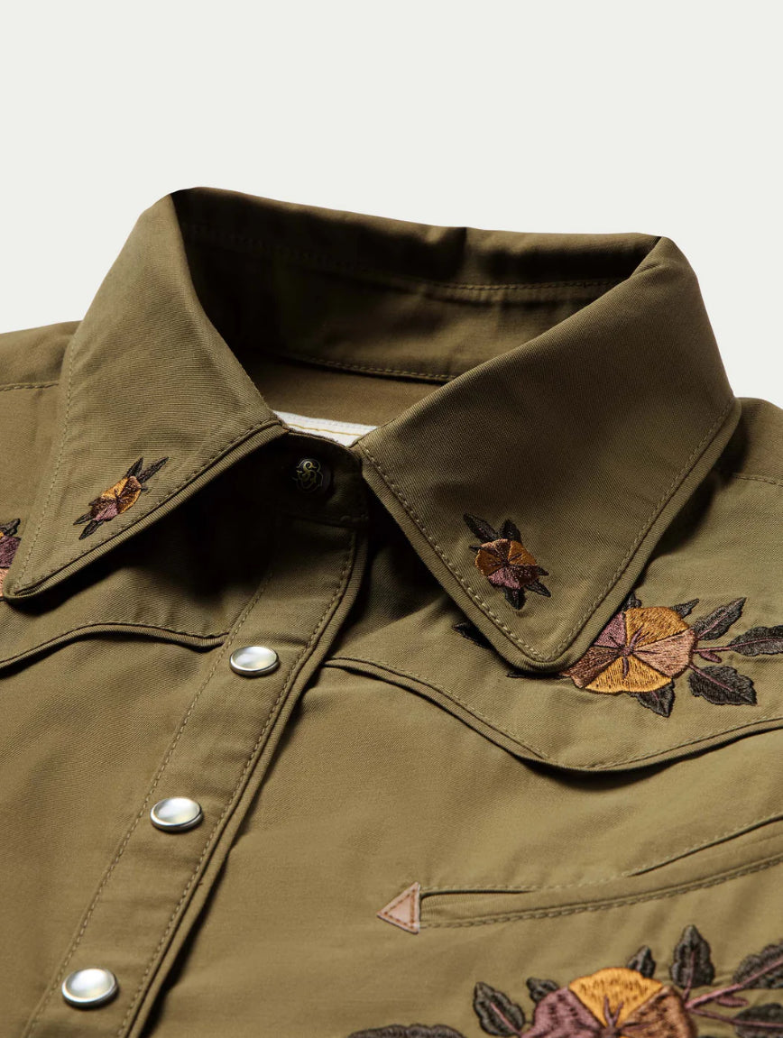 Embroidered snap shirt