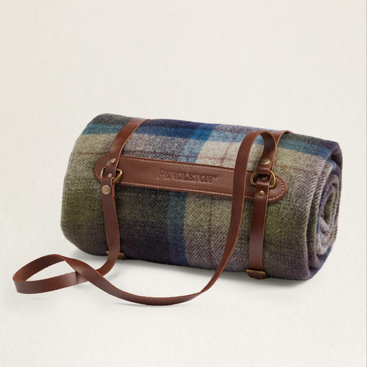 Pendleton Motor Robe Throw With Leather Carrier