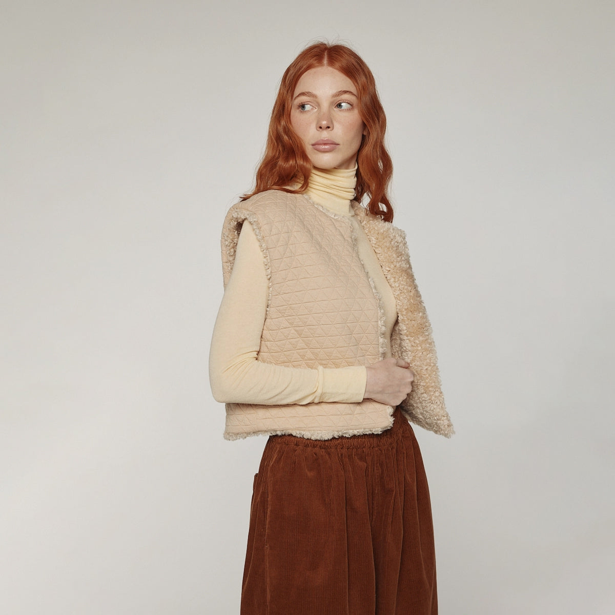 Cropped Sherpa Reversible Vest (Copy)