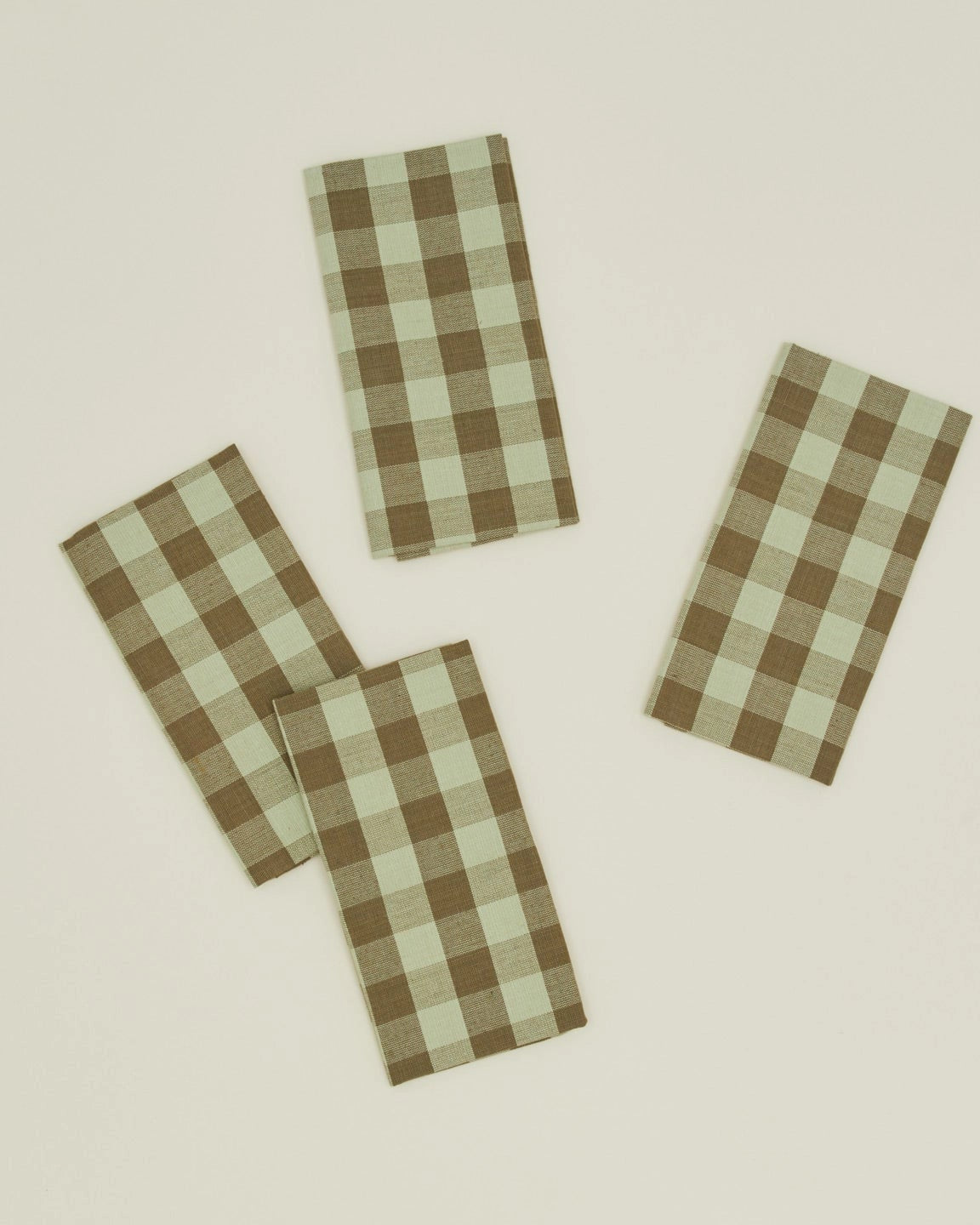 Large Gingham Dinner Napkins - Set of 4