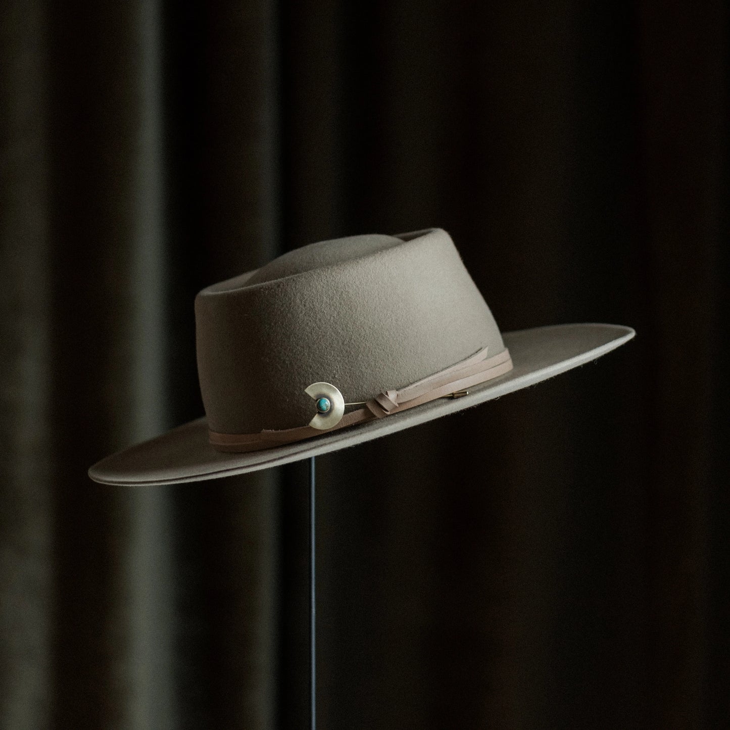 Hat Pin - Delta